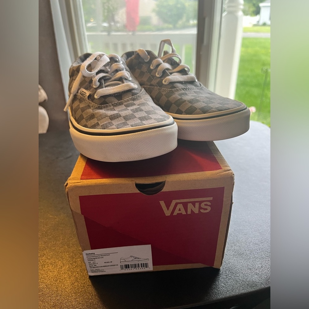 Size 4.5 Youth Gray and white checkered Vans